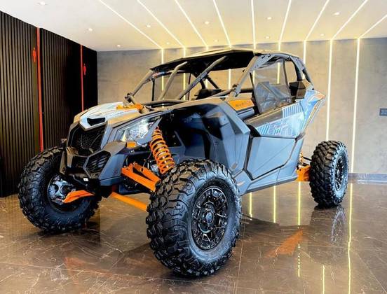 CAN-AM MAVERICK RS TURBO RR 